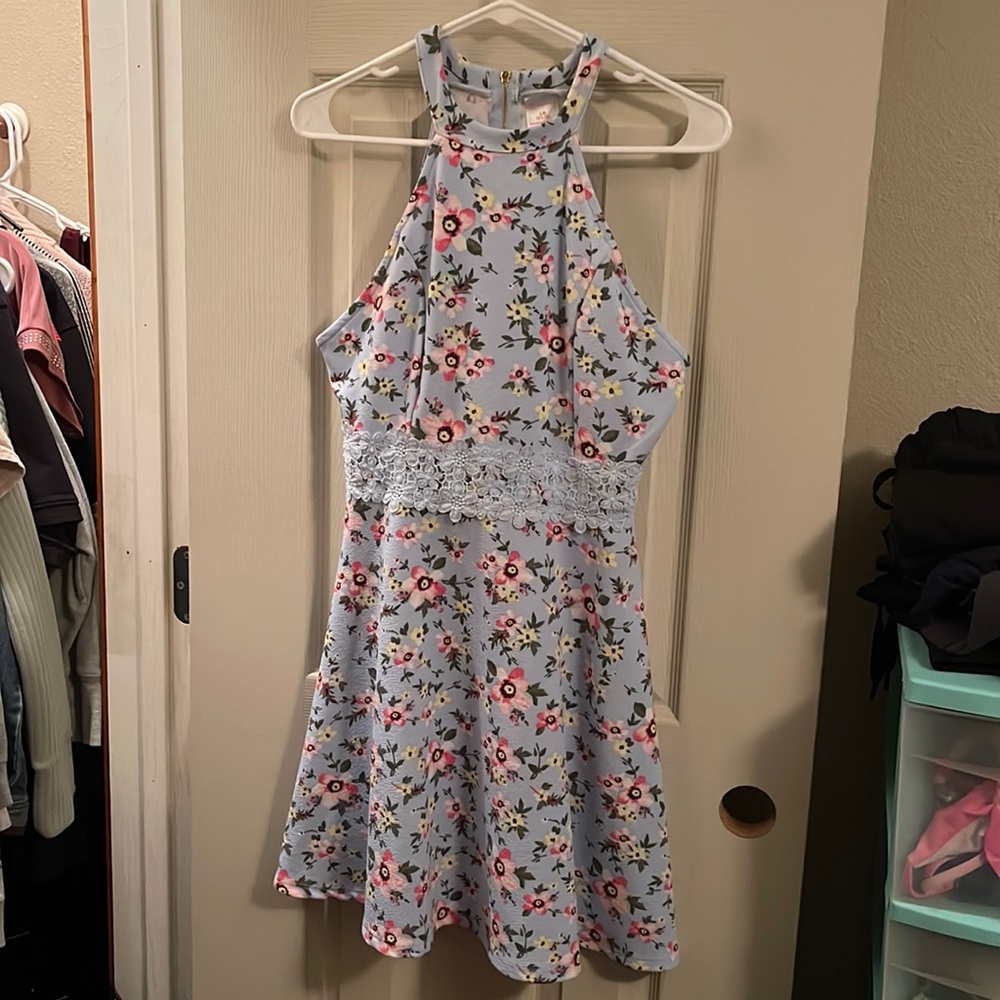No Boundaries dress, size Large.
